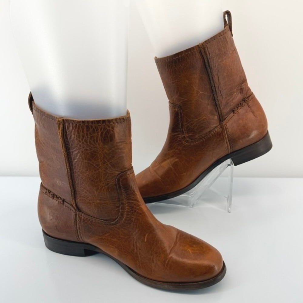 Frye‎ Cara Short Leather Ankle Bootie Pull On Cognac 78230 Womens 7.5B